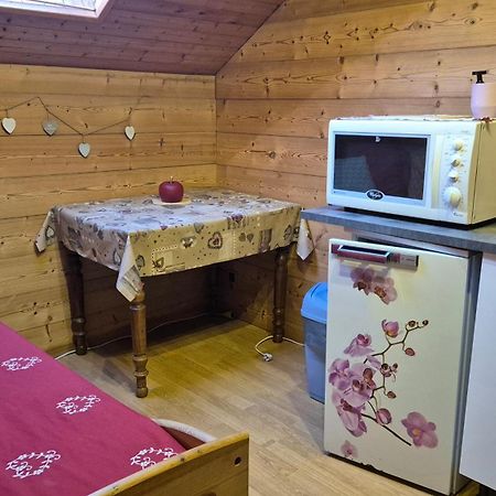 Comme A La Maison, Chambres Au Calme Verrens-Arvey Exterior foto
