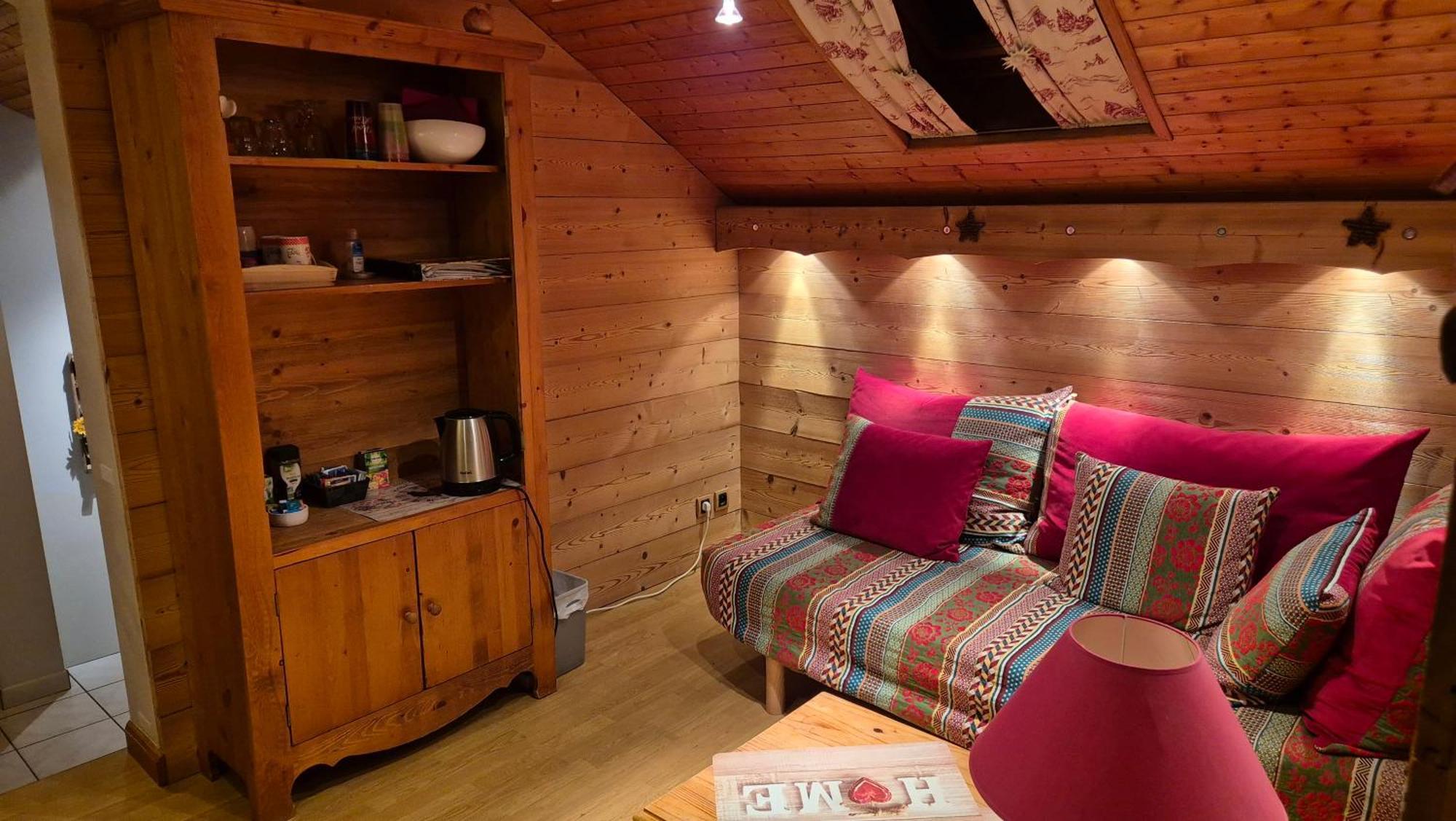 Comme A La Maison, Chambres Au Calme Verrens-Arvey Exterior foto